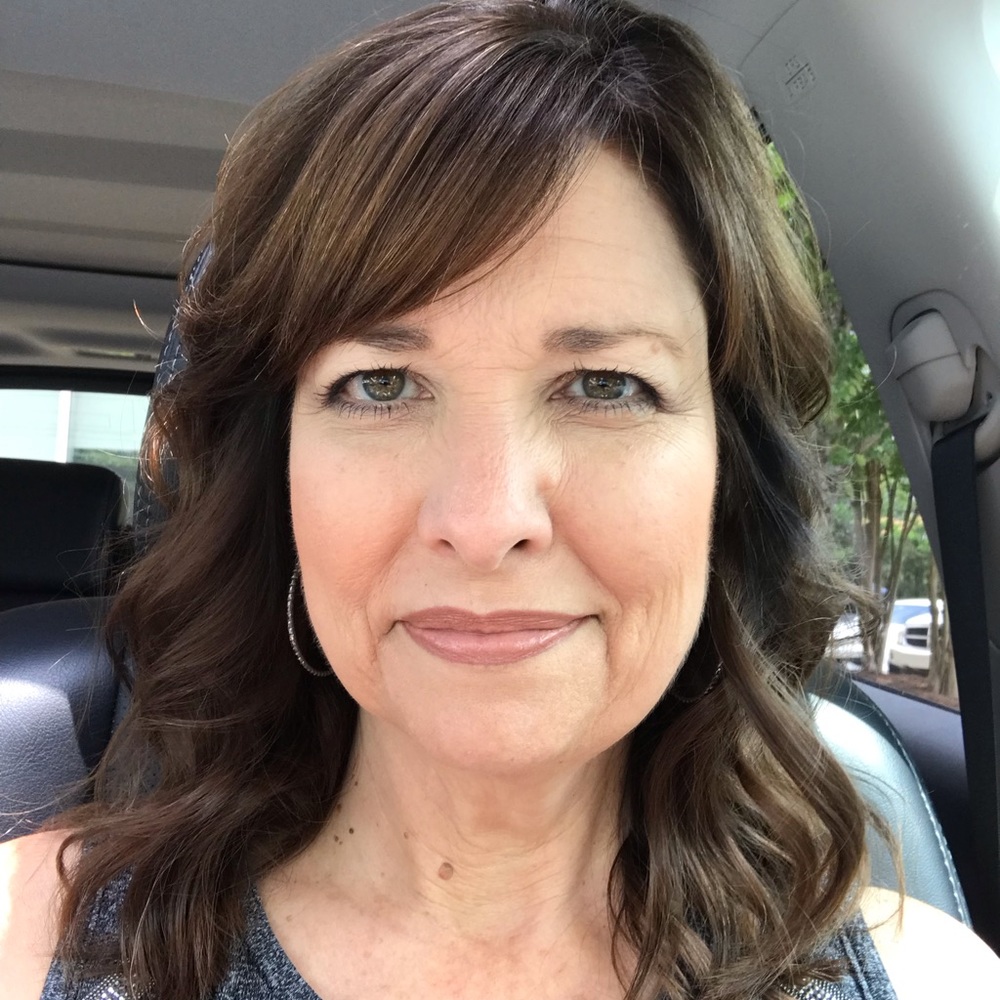 Meet your Posher, Valerie